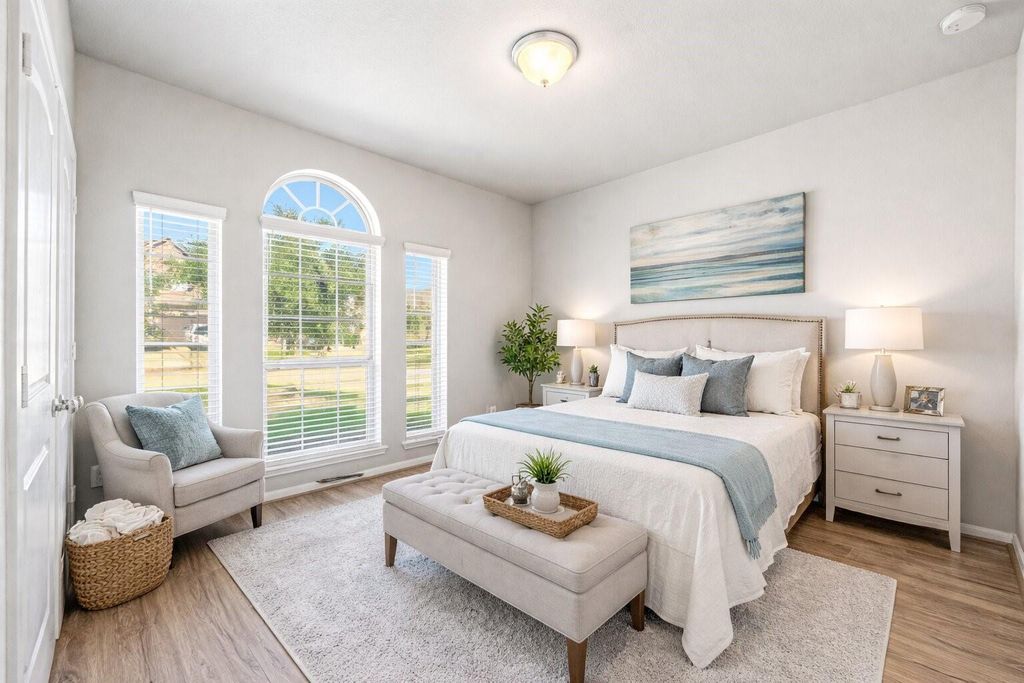 Image 6 of property listing at 20427 Alpine Meadow Place, Richmond, TX 77407