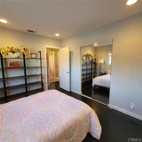 19030 Community, Los Angeles, CA 91324