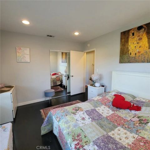 19030 Community, Los Angeles, CA 91324
