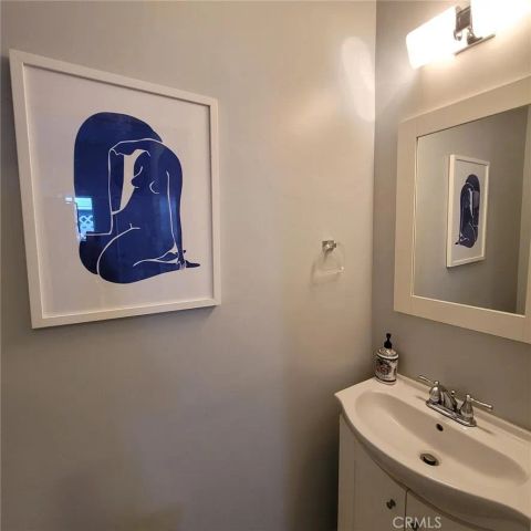 19030 Community, Los Angeles, CA 91324