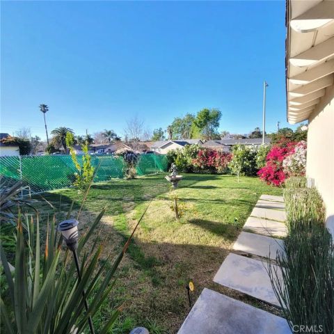 19030 Community, Los Angeles, CA 91324