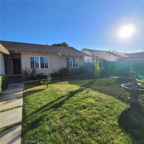 19030 Community, Los Angeles, CA 91324