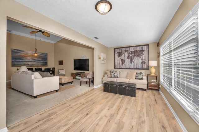 824 MANCHESTER WOODS DRIVE 48, Sun City Center, FL 33573