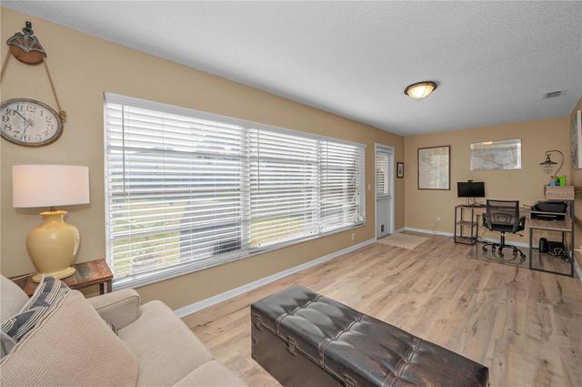 824 MANCHESTER WOODS DRIVE 48, Sun City Center, FL 33573