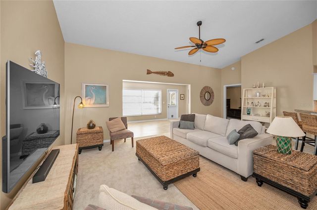 824 MANCHESTER WOODS DRIVE 48, Sun City Center, FL 33573