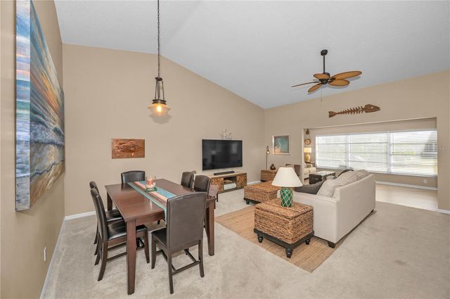 824 MANCHESTER WOODS DRIVE 48, Sun City Center, FL 33573