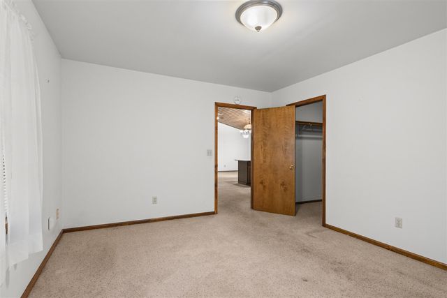 396 Davenport Lane, Cadillac, MI 49601