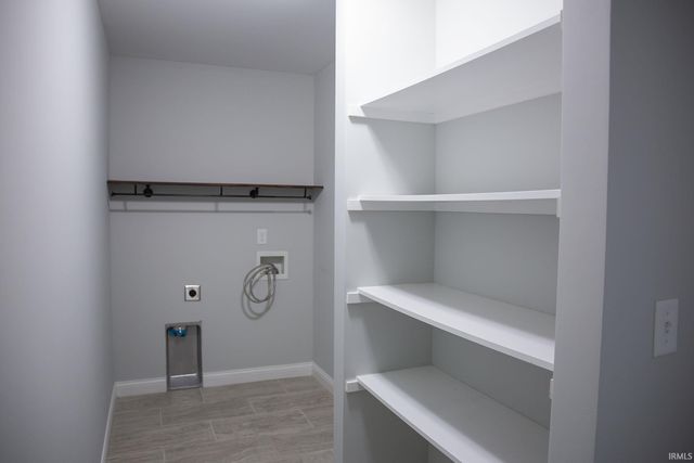 1726 & 1738 Hills Drive, Evansville, IN 47720