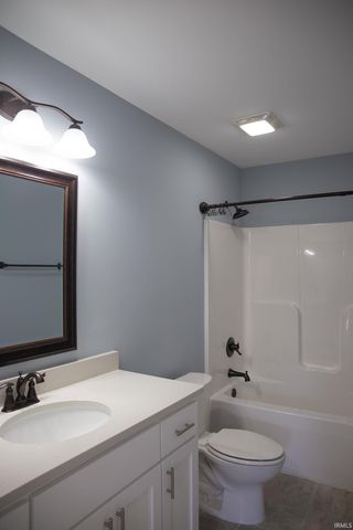 1726 & 1738 Hills Drive, Evansville, IN 47720