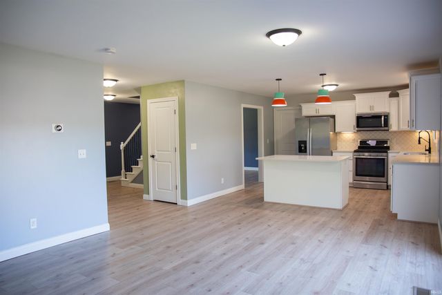 1726 & 1738 Hills Drive, Evansville, IN 47720