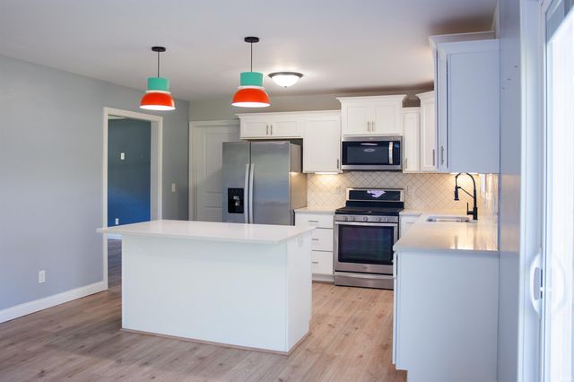 1726 & 1738 Hills Drive, Evansville, IN 47720