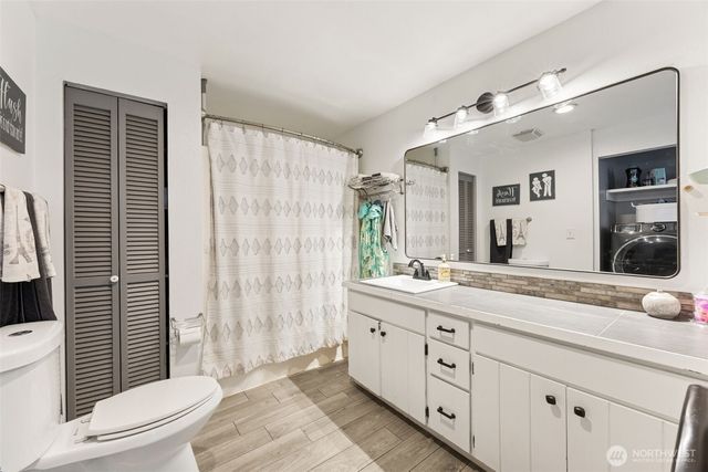 22806 70th Avenue E, Graham, WA 98338