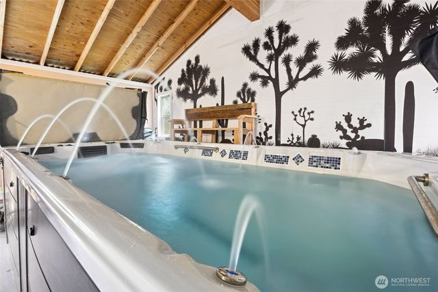 22806 70th Avenue E, Graham, WA 98338