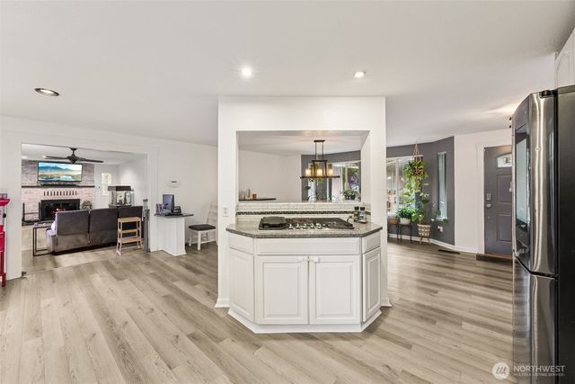 22806 70th Avenue E, Graham, WA 98338