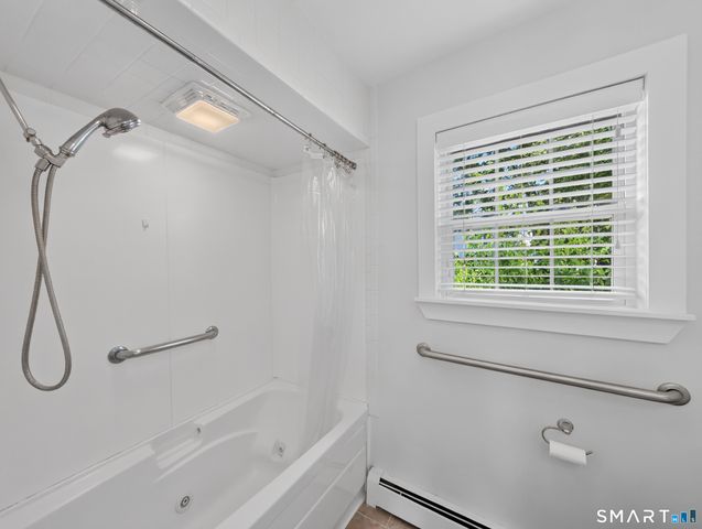 29 Willow Street, Stonington, CT 06378