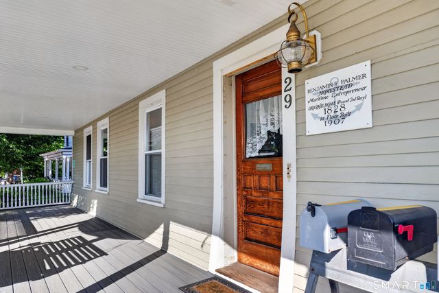 29 Willow Street, Stonington, CT 06378