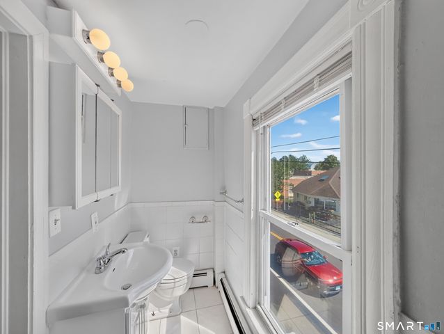 29 Willow Street, Stonington, CT 06378