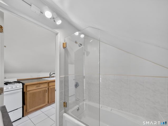 29 Willow Street, Stonington, CT 06378