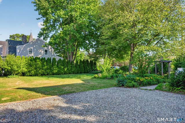 29 Willow Street, Stonington, CT 06378