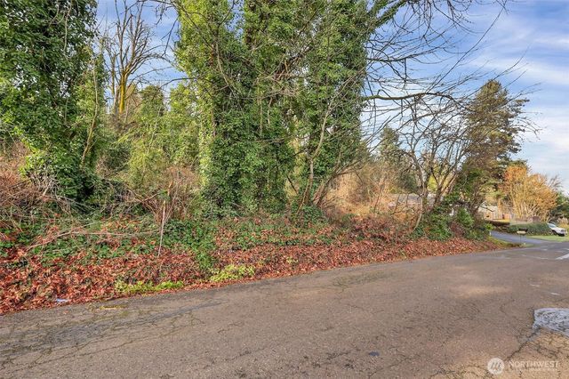 140 XX 56th Avenue S, Tukwila, WA 98168