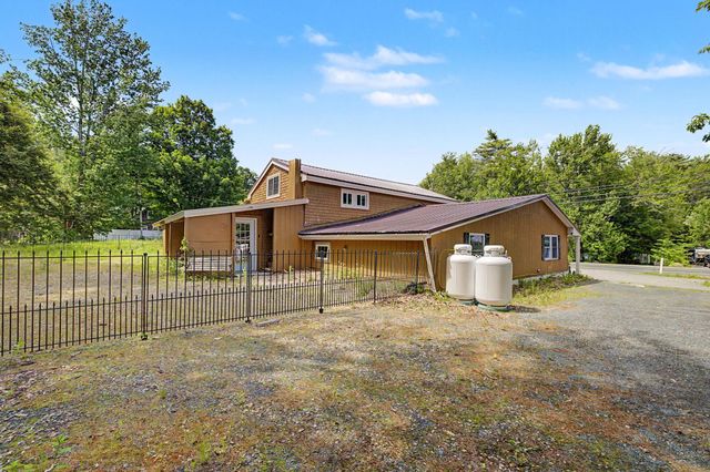 1287 Bearcamp Highway, Tamworth, NH 03883