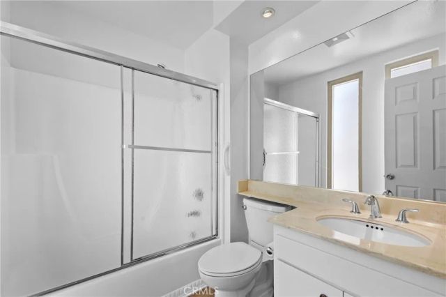 29424 Via La Plaza, Murrieta, CA 92563