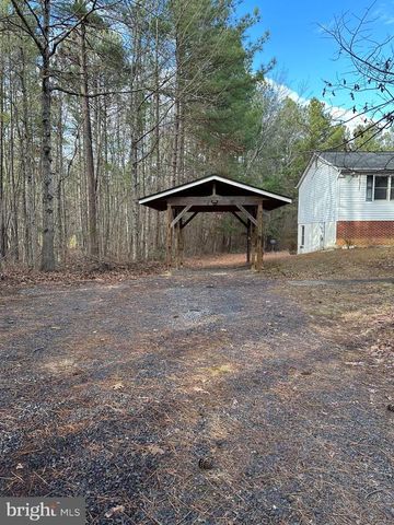 13319 W CATHARPIN RD, Spotsylvania, VA 22551