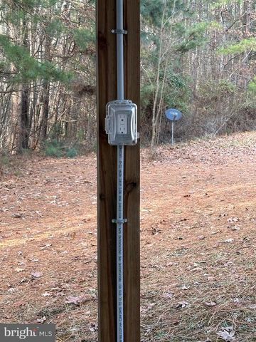 13319 W CATHARPIN RD, Spotsylvania, VA 22551