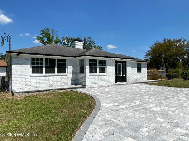 1509 LAWRENCE Place 1, Jacksonville, FL 32211