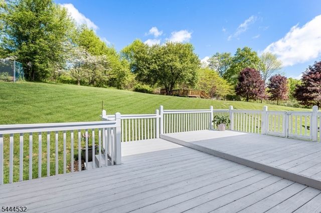 1 Winters Drive, Lebanon Twp., NJ 08826