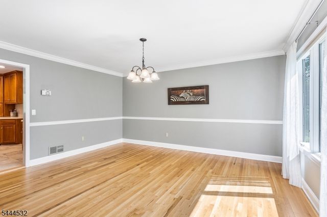 1 Winters Drive, Lebanon Twp., NJ 08826