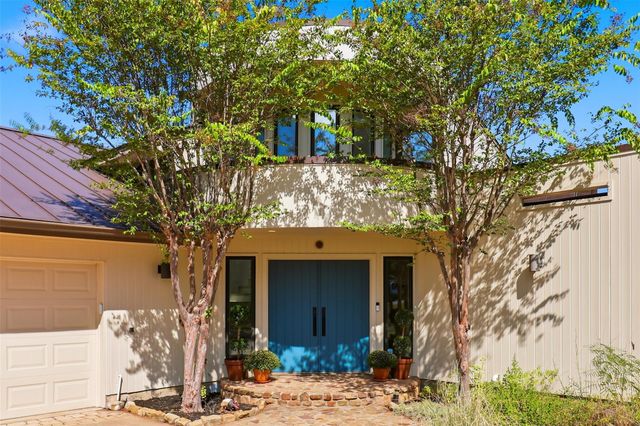100 Derby DR, Spicewood, TX 78669