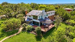 100 Derby DR, Spicewood, TX 78669