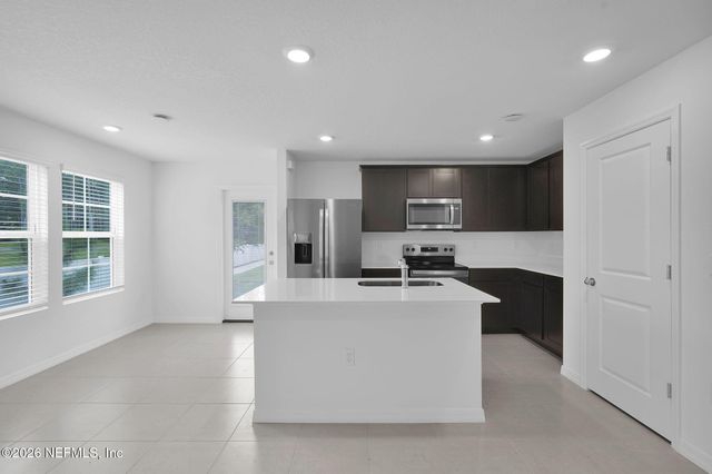 10135 WHISTLING PNE Court, Jacksonville, FL 32221