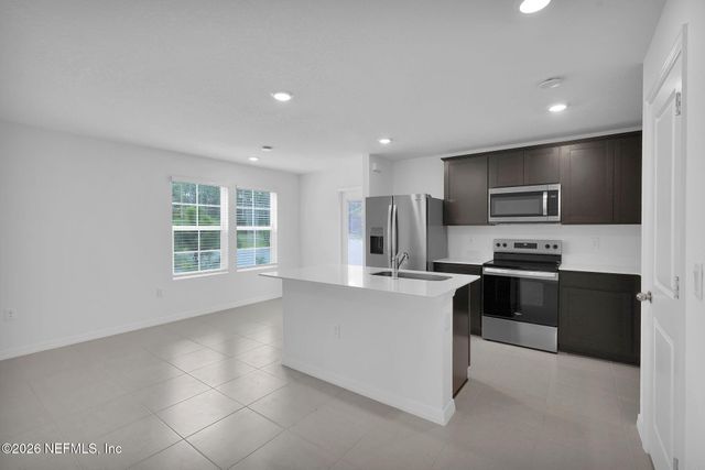 10135 WHISTLING PNE Court, Jacksonville, FL 32221