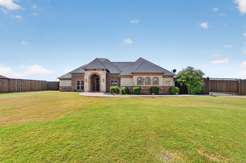 15110 Rutledge Lane, Talty, TX 75126