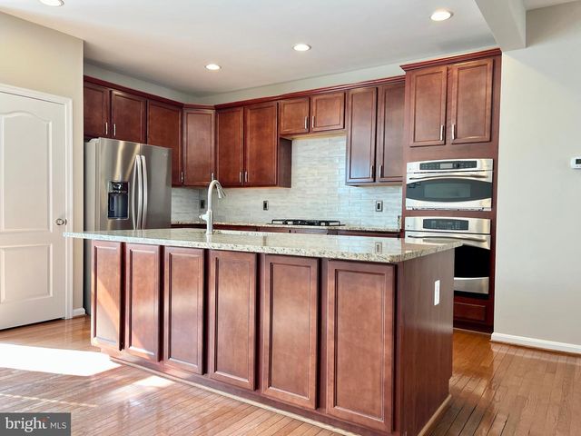 43662 CHICACOAN CREEK SQ, Leesburg, VA 20176