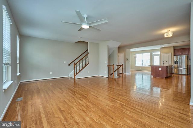 43662 CHICACOAN CREEK SQ, Leesburg, VA 20176