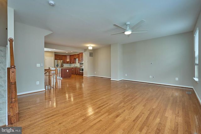 43662 CHICACOAN CREEK SQ, Leesburg, VA 20176