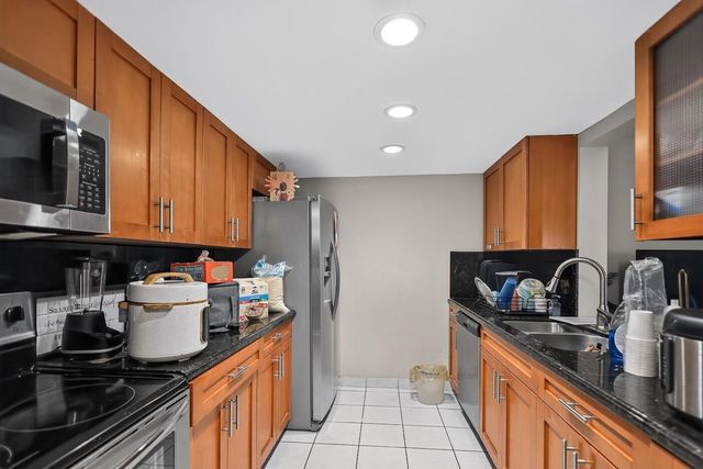 3254 N PINE ISLAND Road, Sunrise, FL 33351