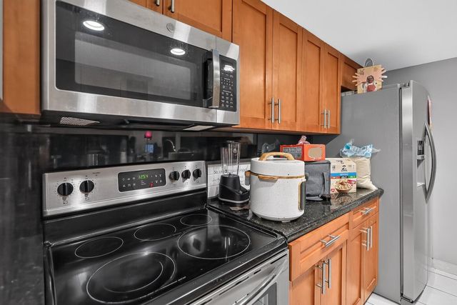 3254 N PINE ISLAND Road, Sunrise, FL 33351