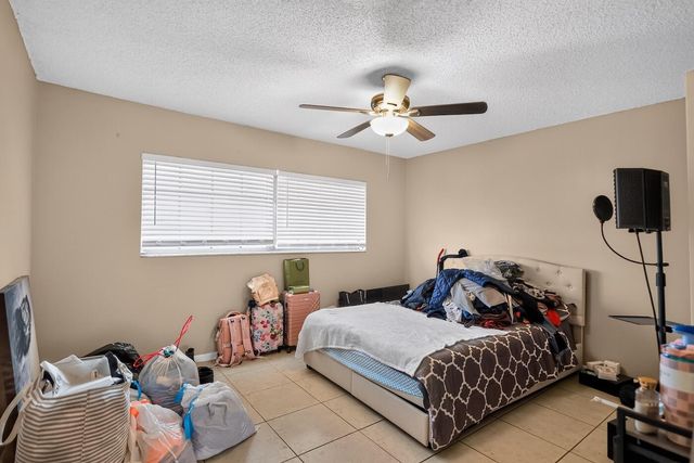 3254 N PINE ISLAND Road, Sunrise, FL 33351