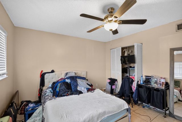 3254 N PINE ISLAND Road, Sunrise, FL 33351