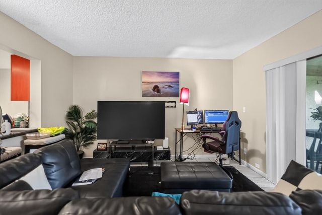 3254 N PINE ISLAND Road, Sunrise, FL 33351