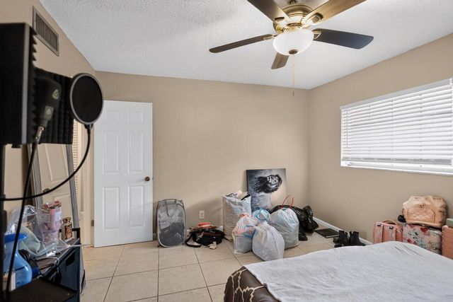 3254 N PINE ISLAND Road, Sunrise, FL 33351