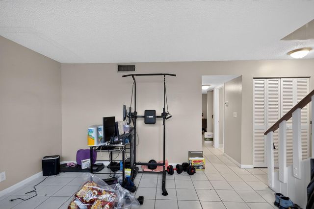3254 N PINE ISLAND Road, Sunrise, FL 33351
