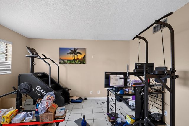 3254 N PINE ISLAND Road, Sunrise, FL 33351