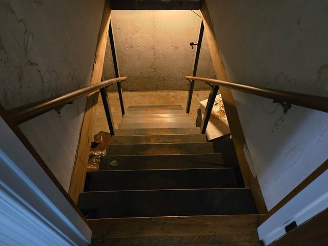 270 Old Strawberry Hill Road, Hyannis, MA 02601