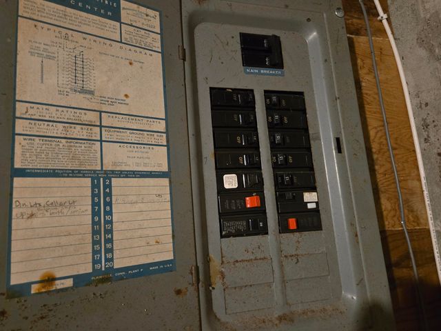 270 Old Strawberry Hill Road, Hyannis, MA 02601