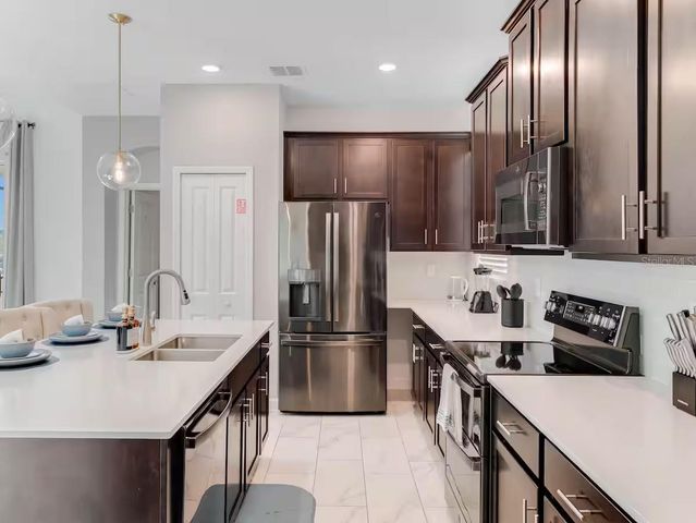 4270 PARAGRAPH DRIVE, Kissimmee, FL 34746